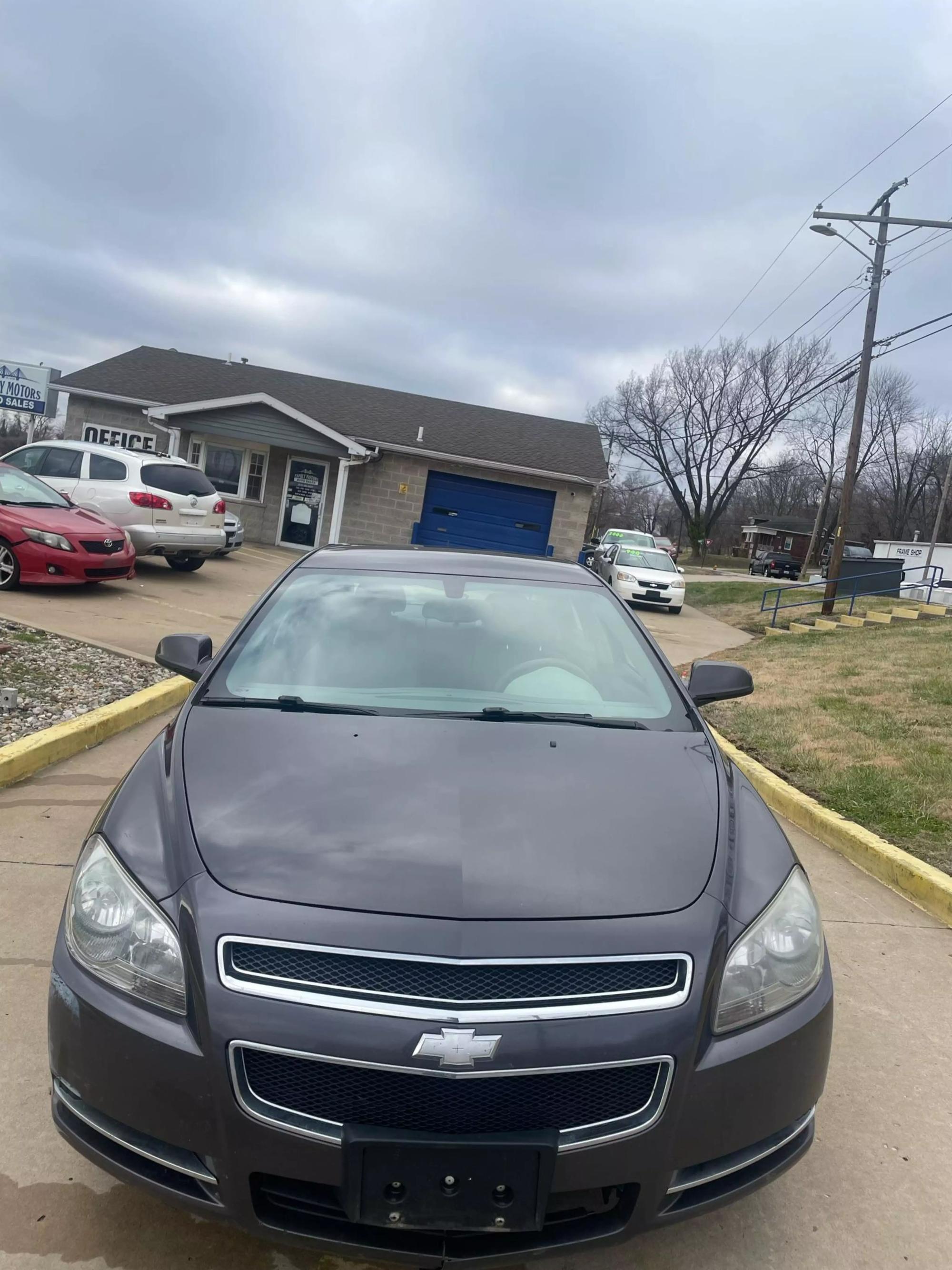 2011 Chevrolet Malibu 1LT photo 15