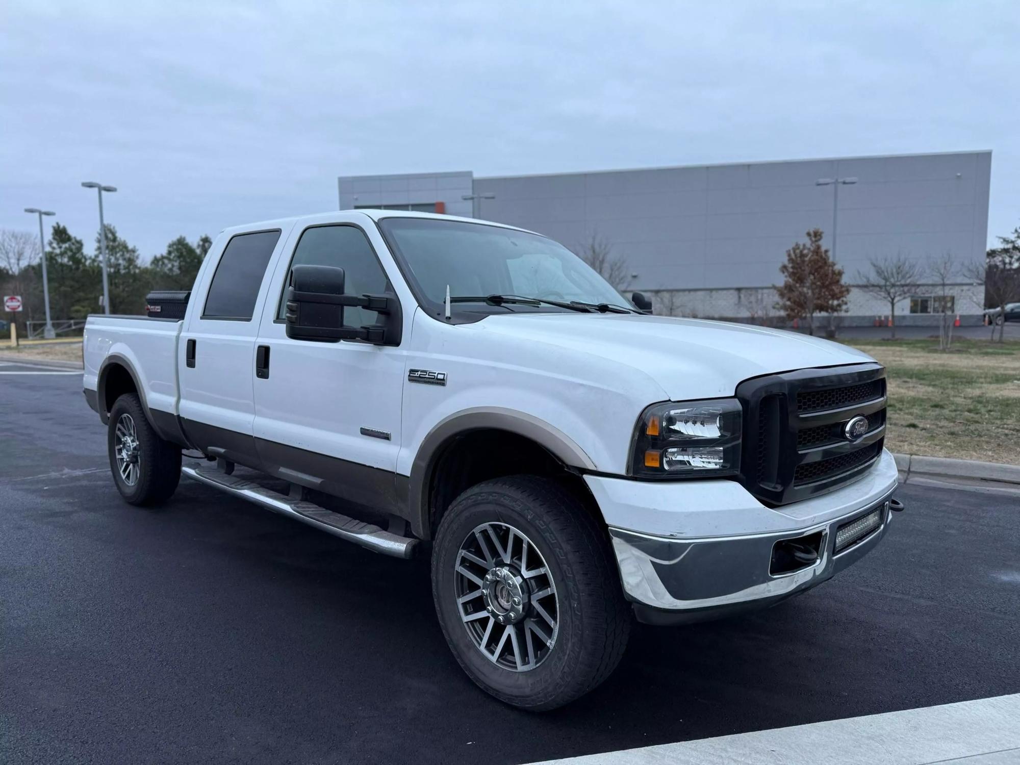 2005 Ford F-250 Super Duty Lariat photo 55