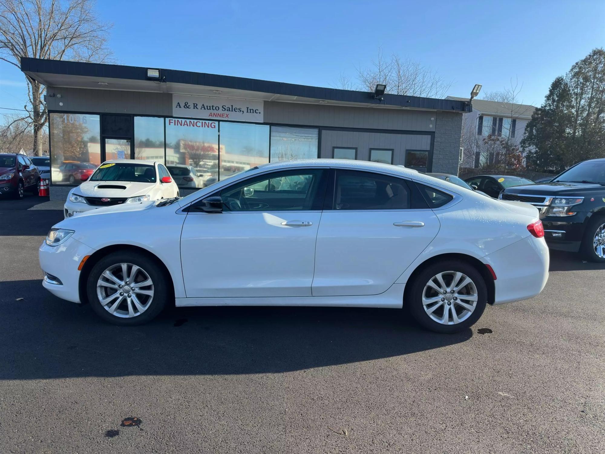 2015 Chrysler 200 Limited photo 26