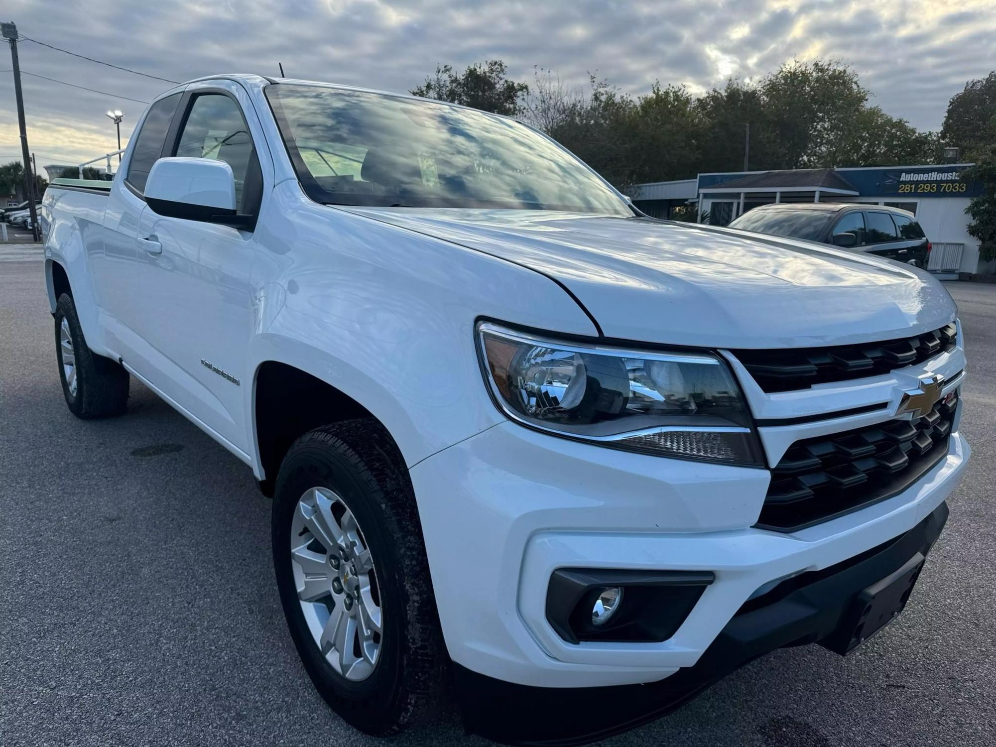 2022 Chevrolet Colorado LT photo 45