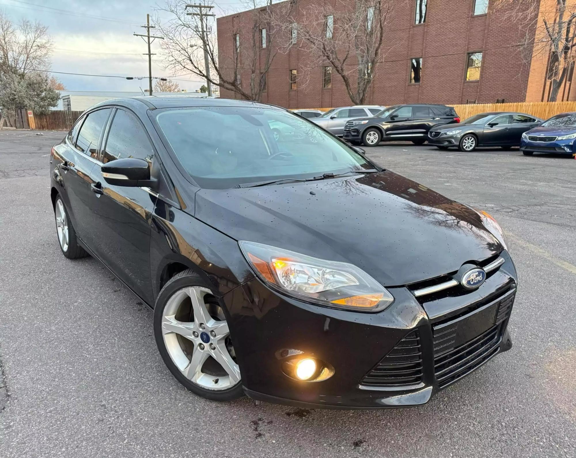 2012 Ford Focus Titanium photo 31