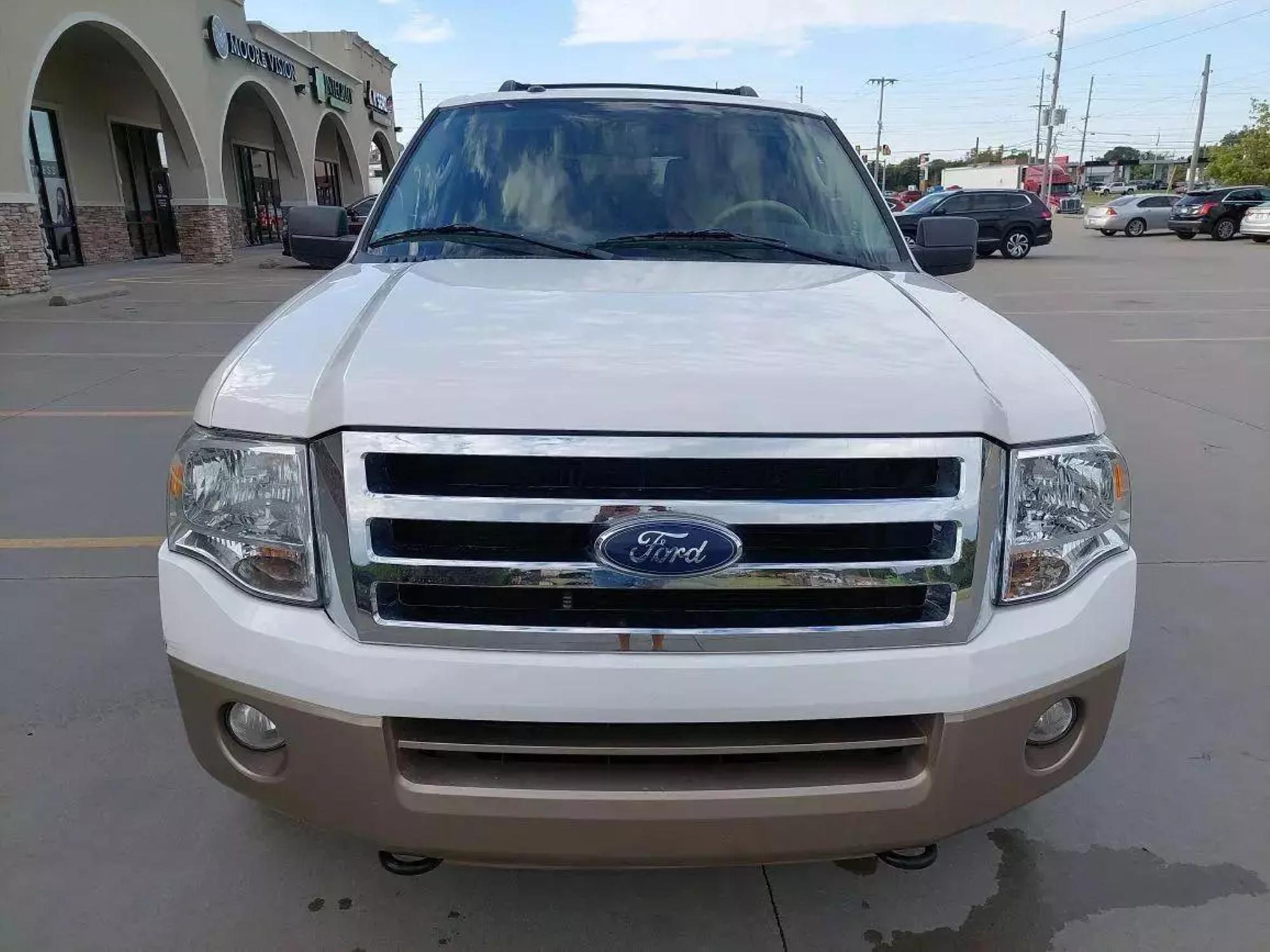 2013 Ford Expedition XLT photo 20