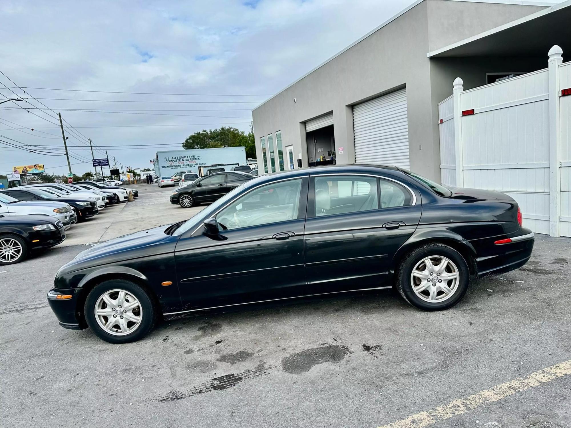 2001 Jaguar S-Type V8 photo 22