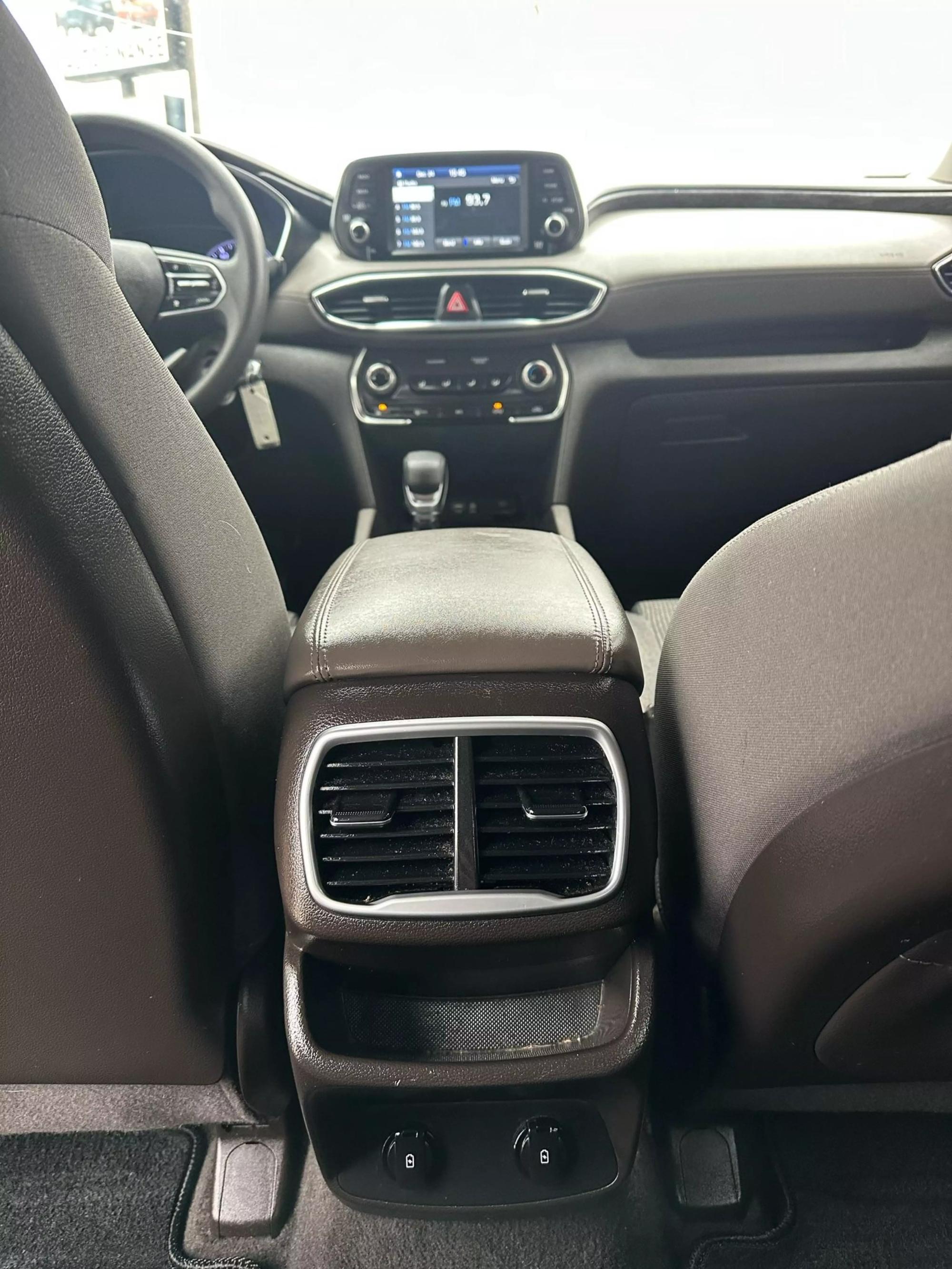 2019 Hyundai Santa Fe SE photo 52