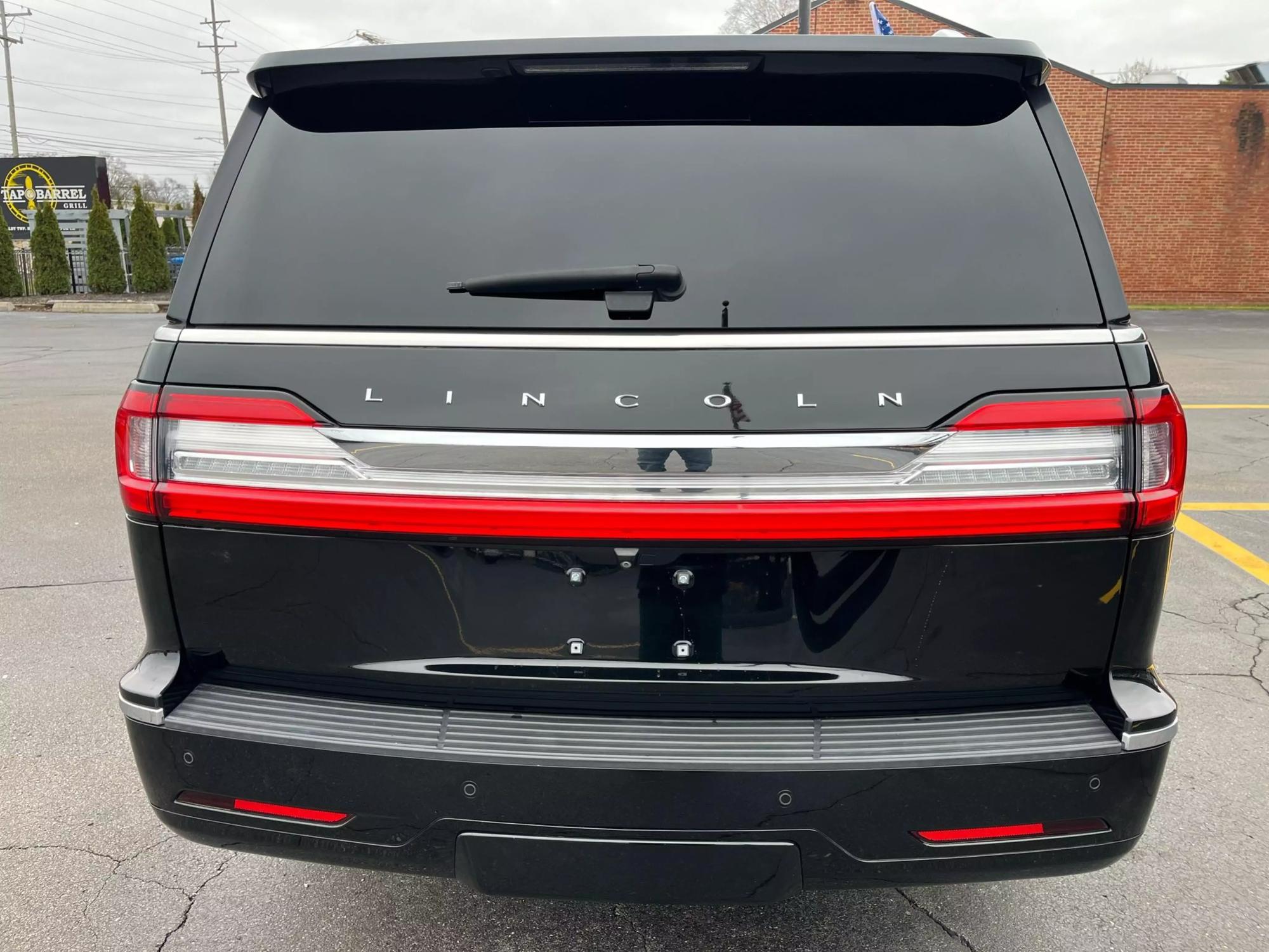 2018 Lincoln Navigator Reserve photo 26