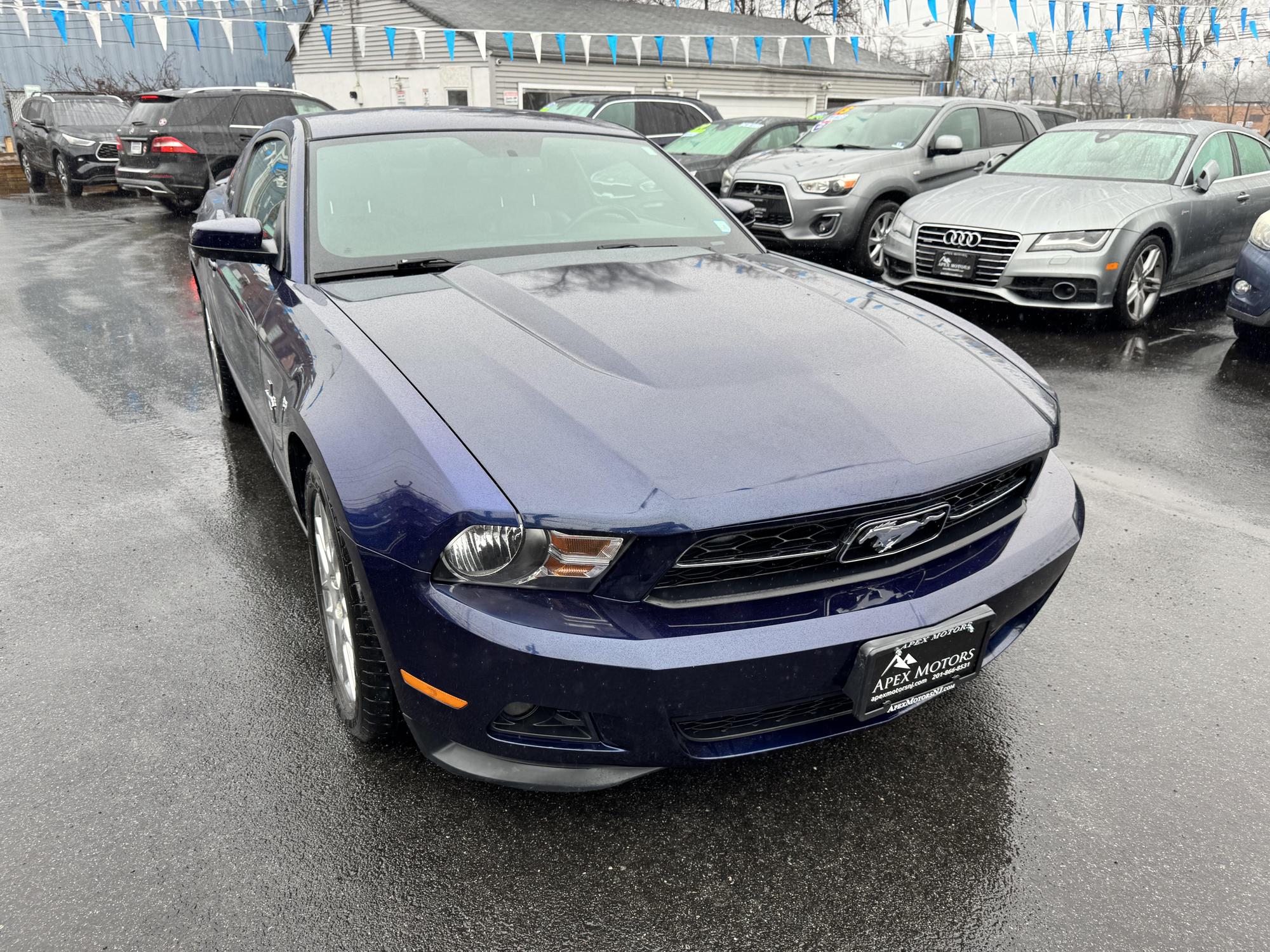 2012 Ford Mustang V6 photo 44