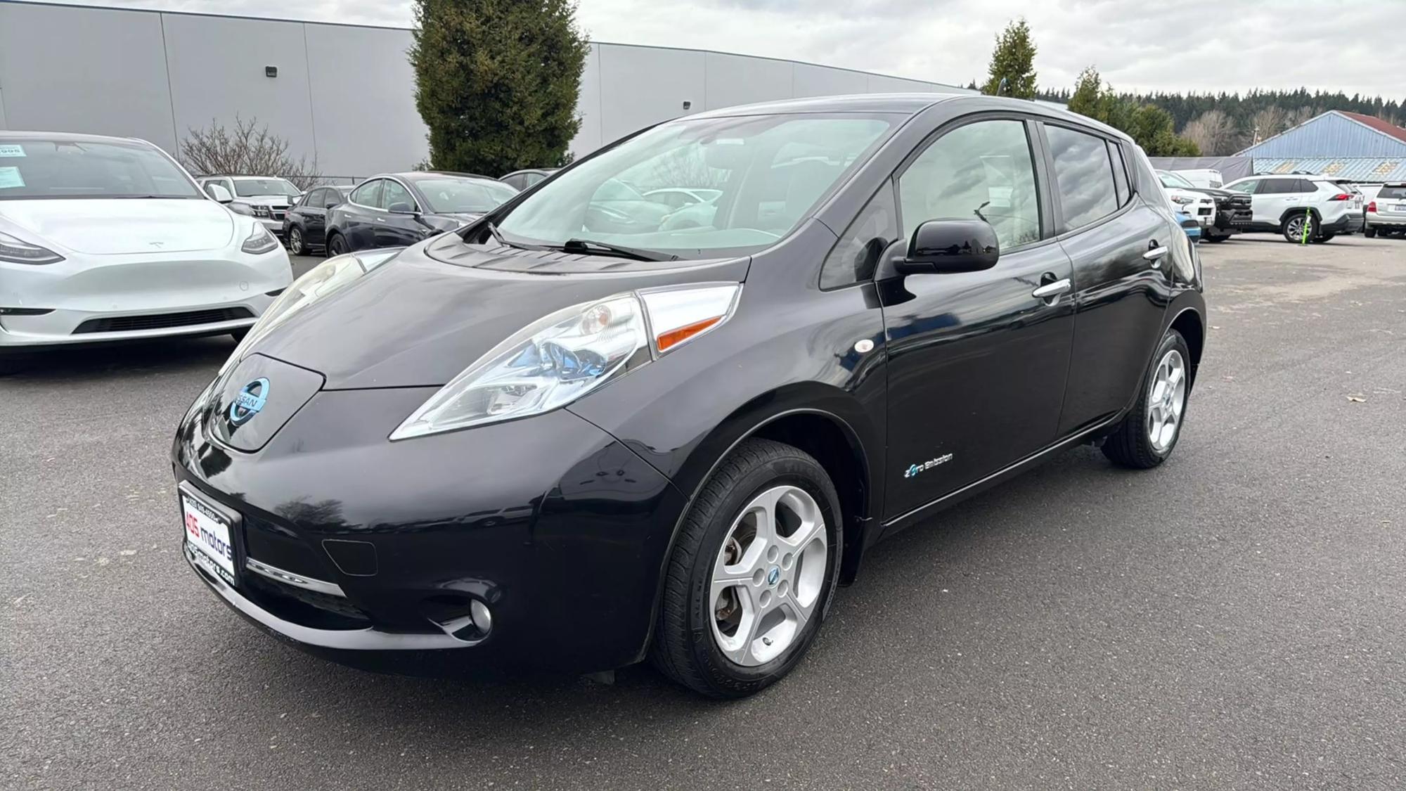 2012 Nissan LEAF SV photo 37