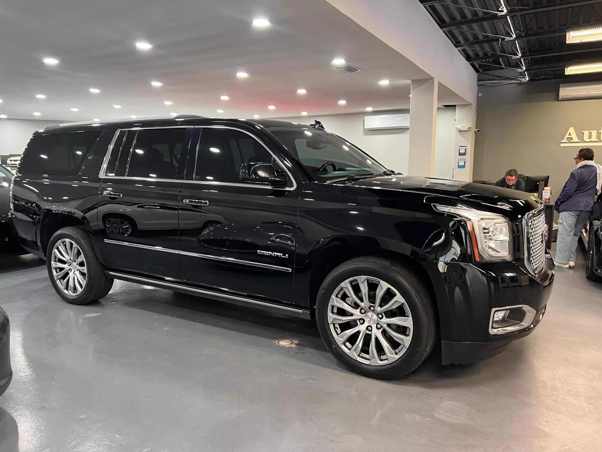 2016 GMC Yukon XL Denali photo 8