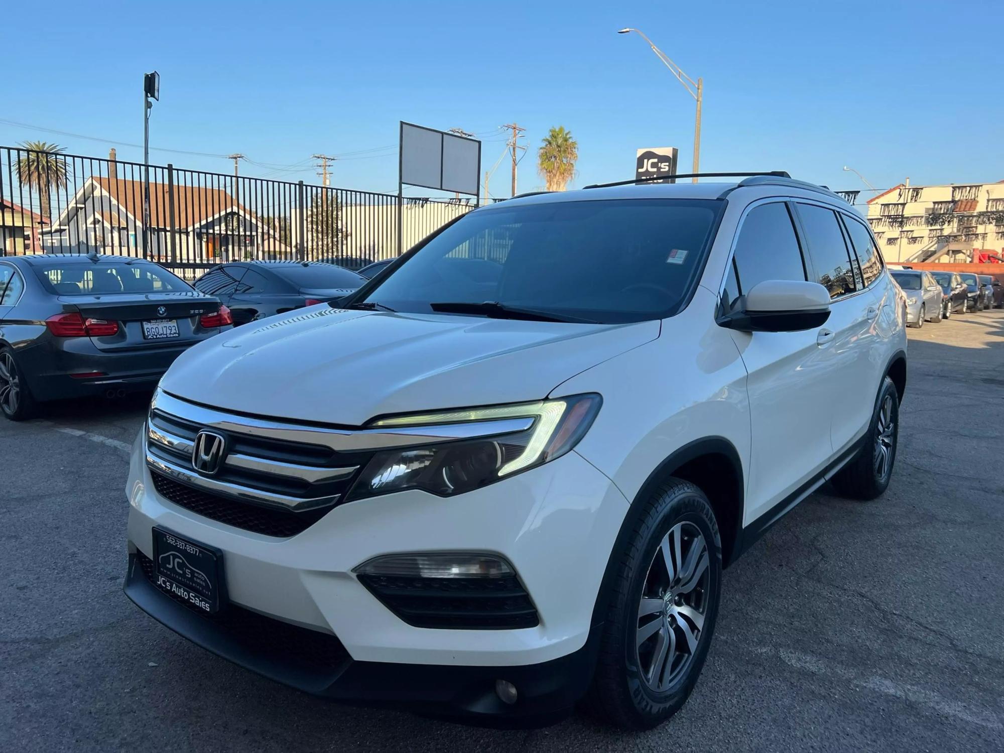 2018 Honda Pilot EX photo 20