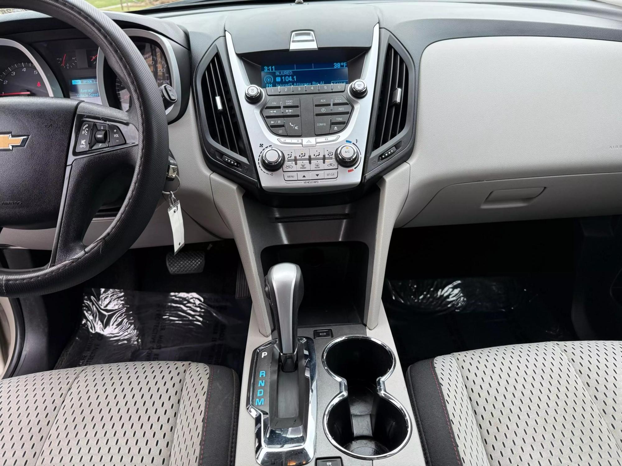 2013 Chevrolet Equinox LS photo 129