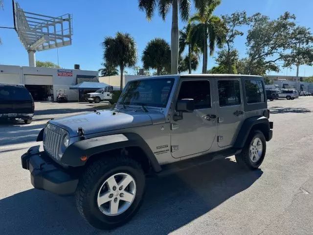 2015 Jeep Wrangler Unlimited Sport photo 23