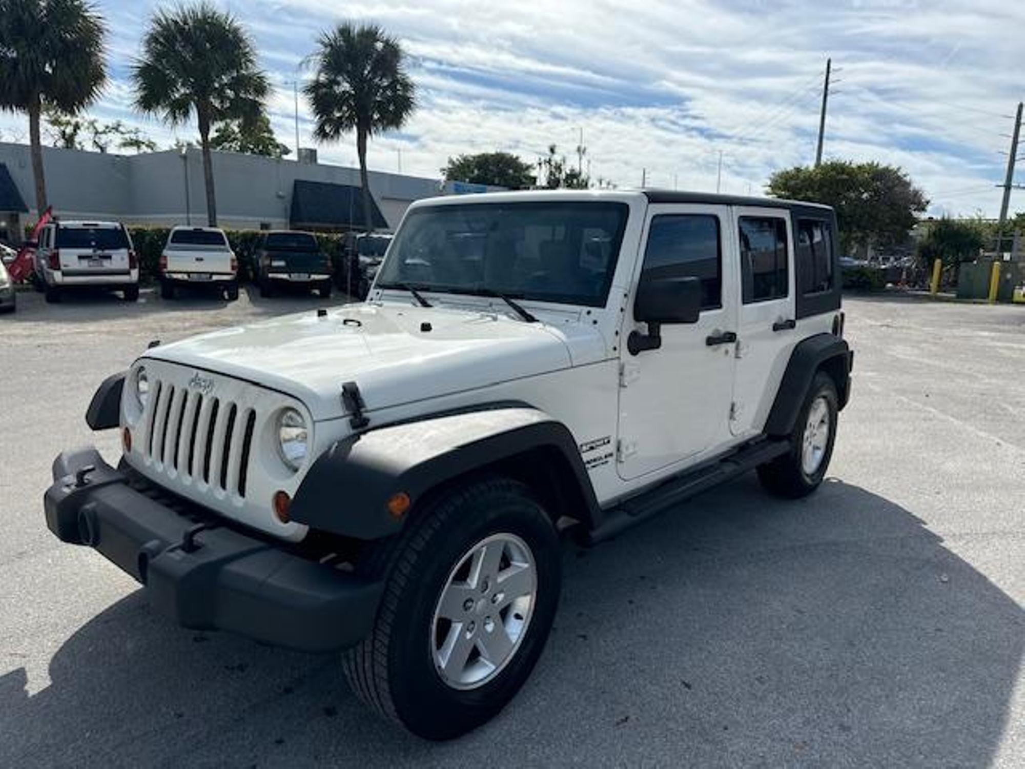 2010 Jeep Wrangler Unlimited Sport photo 47