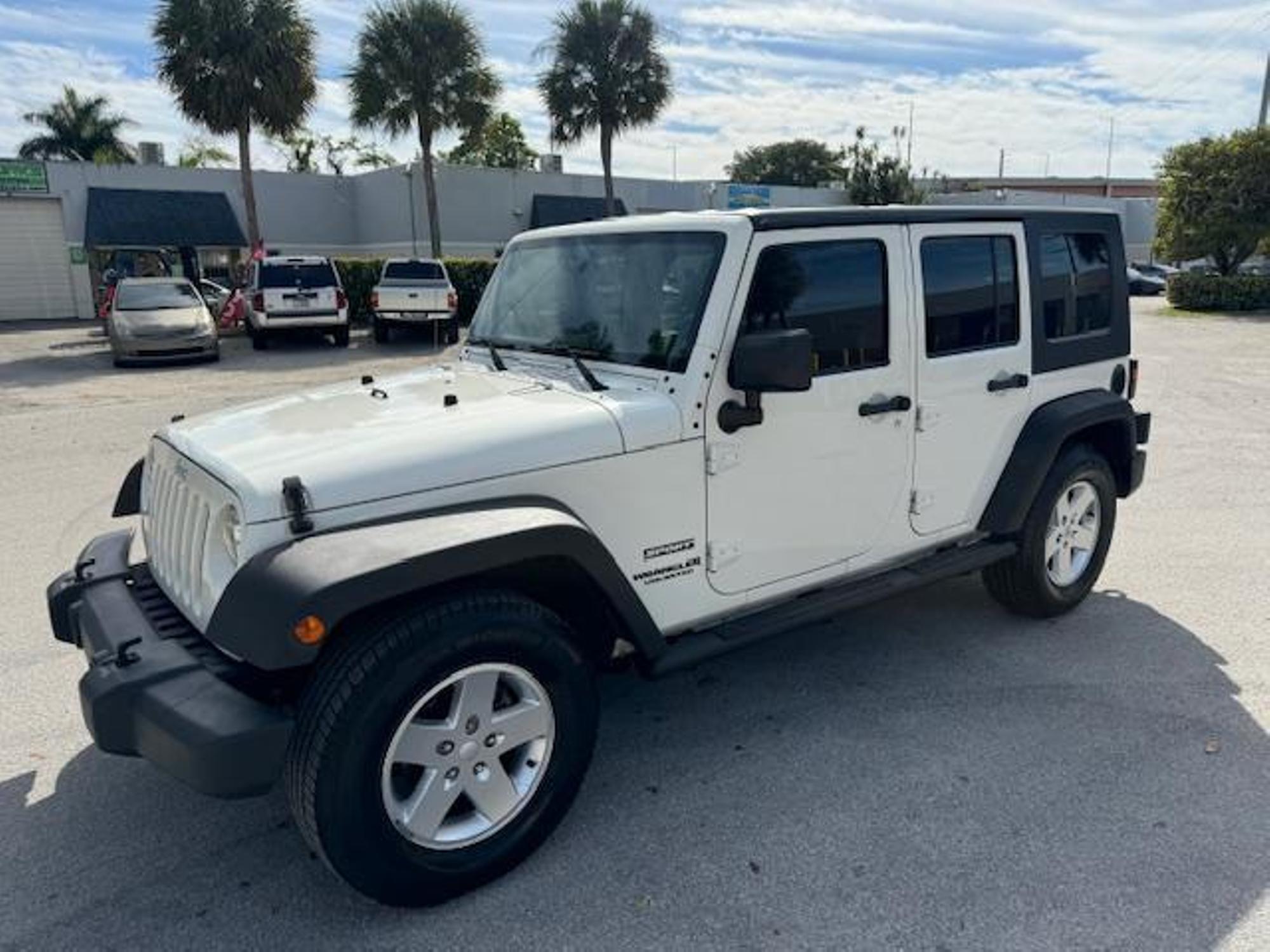 2010 Jeep Wrangler Unlimited Sport photo 29