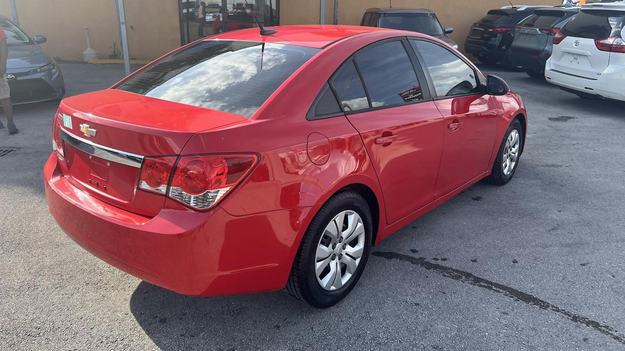 2014 Chevrolet Cruze LS photo 18