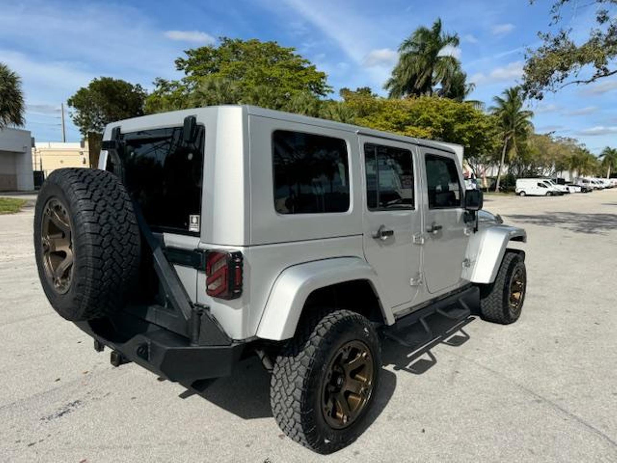 2008 Jeep Wrangler Unlimited Sahara photo 31