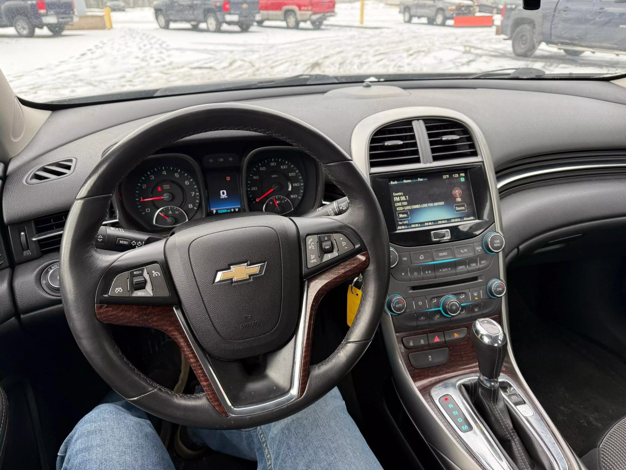 2013 Chevrolet Malibu 2LT photo 23