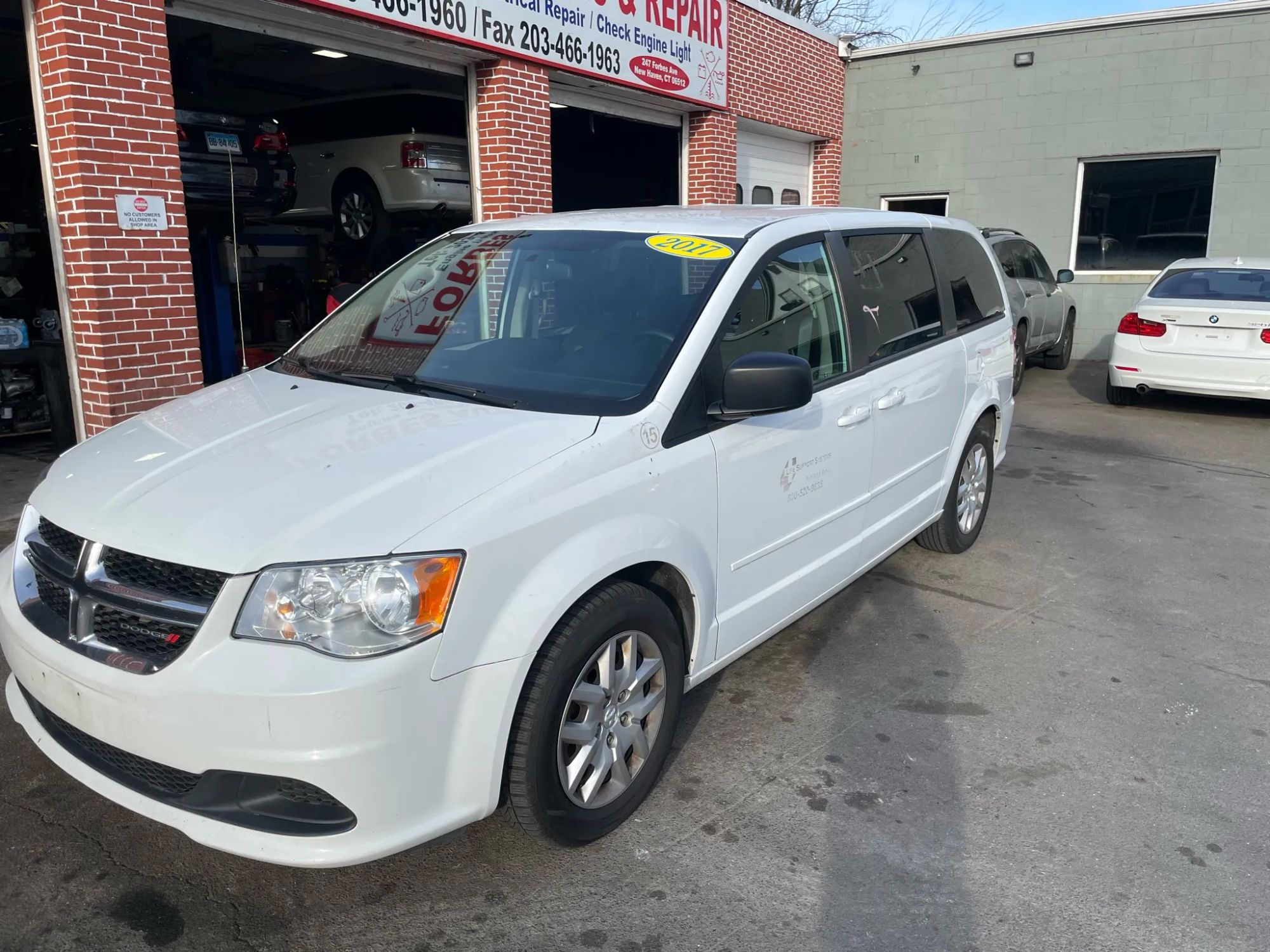 Image 10 of 2017 DODGE GRANDCARAVANPASSENGER