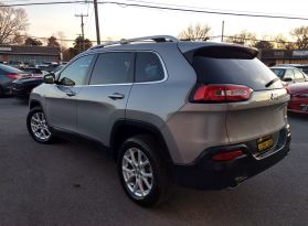 Used 2014 JEEP CHEROKEE SUV V6, 3.2 LITER LATITUDE SPORT UTILITY 4D - LA Auto Star located in Virginia Beach, VA