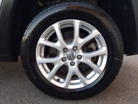 Used 2014 JEEP CHEROKEE SUV V6, 3.2 LITER LATITUDE SPORT UTILITY 4D - LA Auto Star located in Virginia Beach, VA