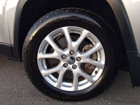 Used 2014 JEEP CHEROKEE SUV V6, 3.2 LITER LATITUDE SPORT UTILITY 4D - LA Auto Star located in Virginia Beach, VA