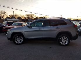 Used 2014 JEEP CHEROKEE SUV V6, 3.2 LITER LATITUDE SPORT UTILITY 4D - LA Auto Star located in Virginia Beach, VA
