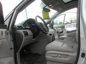 2013 HONDA ODYSSEY PASSENGER V6, I-VTEC, 3.5 LITER TOURING MINIVAN 4D - LA Auto Star in Virginia Beach, VA