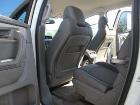2014 CHEVROLET TRAVERSE SUV V6, 3.6 LITER LT SPORT UTILITY 4D - LA Auto Star in Virginia Beach, VA