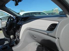 2014 CHEVROLET TRAVERSE SUV V6, 3.6 LITER LT SPORT UTILITY 4D - LA Auto Star