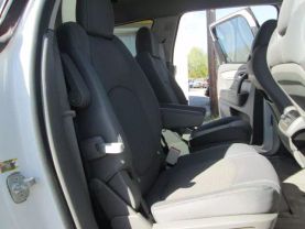 Used 2014 CHEVROLET TRAVERSE SUV V6, 3.6 LITER LT SPORT UTILITY 4D - LA Auto Star located in Virginia Beach, VA