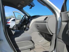 Used 2014 CHEVROLET TRAVERSE SUV V6, 3.6 LITER LT SPORT UTILITY 4D - LA Auto Star located in Virginia Beach, VA