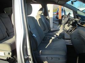 2016 HONDA ODYSSEY PASSENGER V6, I-VTEC, 3.5 LITER SE MINIVAN 4D - LA Auto Star in Virginia Beach, VA