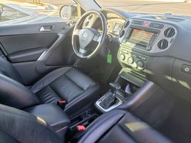 2010 Volkswagen Tiguan - Image 98