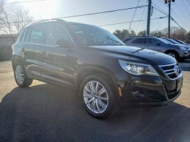 2010 Volkswagen Tiguan - Image 21