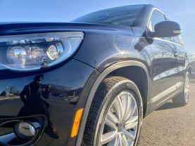 2010 Volkswagen Tiguan - Image 25