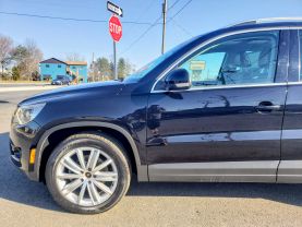 2010 Volkswagen Tiguan - Image 4