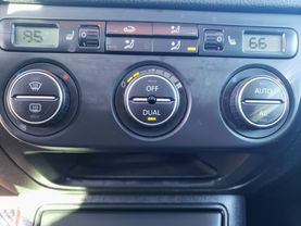 2010 Volkswagen Tiguan - Image 65