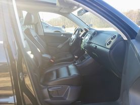 2010 Volkswagen Tiguan - Image 95