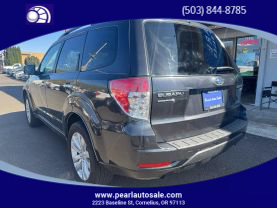 2012 SUBARU FORESTER SUV 4-CYL, PZEV, 2.5 LITER 2.5X PREMIUM SPORT UTILITY 4D