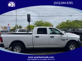 2019 RAM 1500 CLASSIC CREW CAB PICKUP V8, HEMI, 5.7 LITER TRADESMAN PICKUP 4D 6 1/3 FT