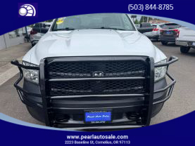 2019 RAM 1500 CLASSIC CREW CAB PICKUP V8, HEMI, 5.7 LITER TRADESMAN PICKUP 4D 6 1/3 FT
