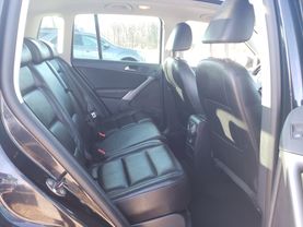 2010 Volkswagen Tiguan - Image 92