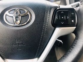 Used 2017 TOYOTA SIENNA PASSENGER V6, 3.5 LITER XLE PREMIUM MINIVAN 4D - LA Auto Star located in Virginia Beach, VA