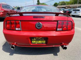 2009 FORD MUSTANG COUPE V8, 4.6 LITER GT DELUXE COUPE 2D - LA Auto Star in Virginia Beach, VA