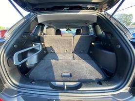 2016 JEEP CHEROKEE SUV 4-CYL, 2.4 LITER SPORT SUV 4D - LA Auto Star in Virginia Beach, VA