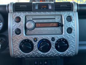 Used 2007 TOYOTA FJ CRUISER SUV V6, 4.0 LITER SPORT UTILITY 2D - LA Auto Star located in Virginia Beach, VA
