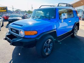 Used 2007 TOYOTA FJ CRUISER SUV V6, 4.0 LITER SPORT UTILITY 2D - LA Auto Star located in Virginia Beach, VA