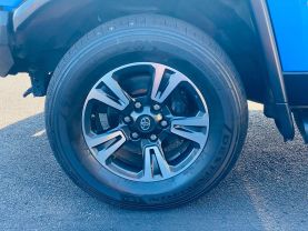 Used 2007 TOYOTA FJ CRUISER SUV V6, 4.0 LITER SPORT UTILITY 2D - LA Auto Star located in Virginia Beach, VA