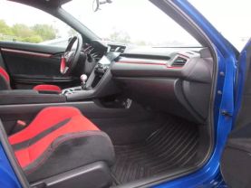 Used 2017 HONDA CIVIC TYPE R HATCHBACK 4-CYL, VTEC, TURBO, 2.0 LITER TOURING HATCHBACK SEDAN 4D - LA Auto Star located in Virginia Beach, VA