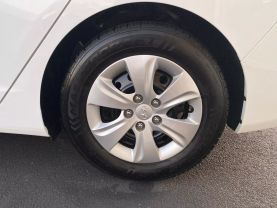Used 2016 HYUNDAI ELANTRA SEDAN 4-CYL, 1.8 LITER SE SEDAN 4D - LA Auto Star located in Virginia Beach, VA