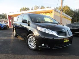 2016 TOYOTA SIENNA PASSENGER V6, 3.5 LITER XLE MINIVAN 4D - LA Auto Star in Virginia Beach, VA